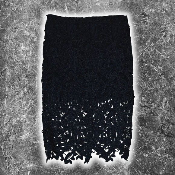DailyLook Black ‘Venetian’ Lace Midi Skirt Size Small ASO Eva Longoria - Picture 11 of 16